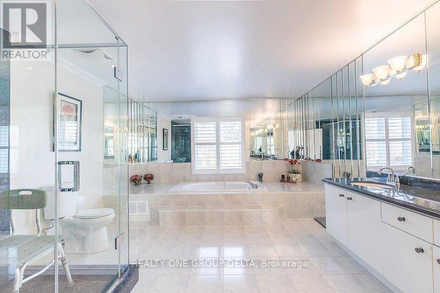 1918 Royal Credit Boulevard, Mississauga, Ontario  L5M 4Y1 - Photo 20 - W12988670