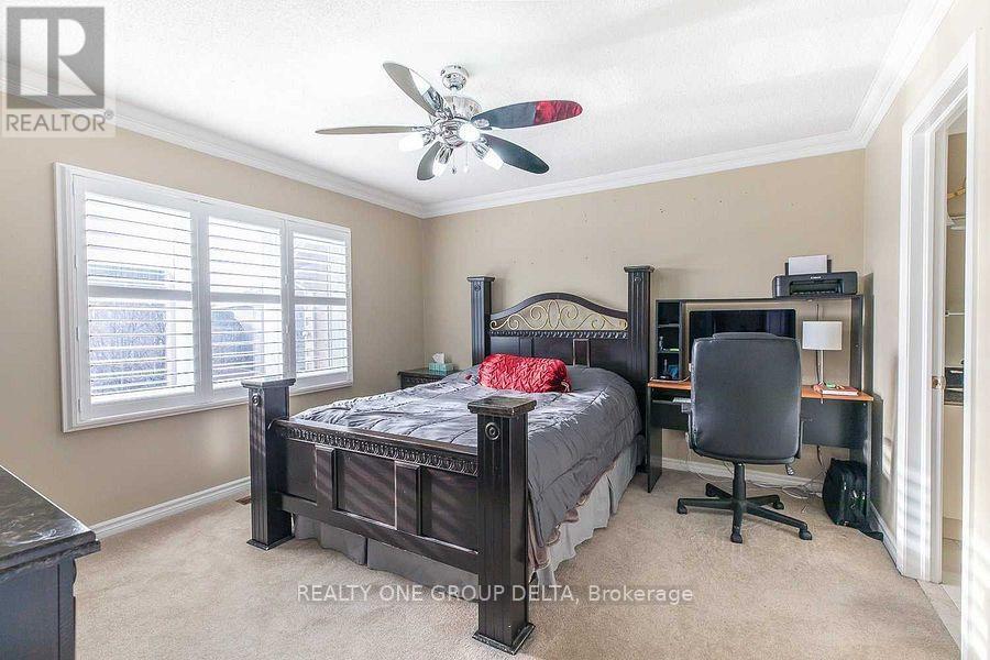 1918 Royal Credit Boulevard, Mississauga, Ontario  L5M 4Y1 - Photo 22 - W12988670