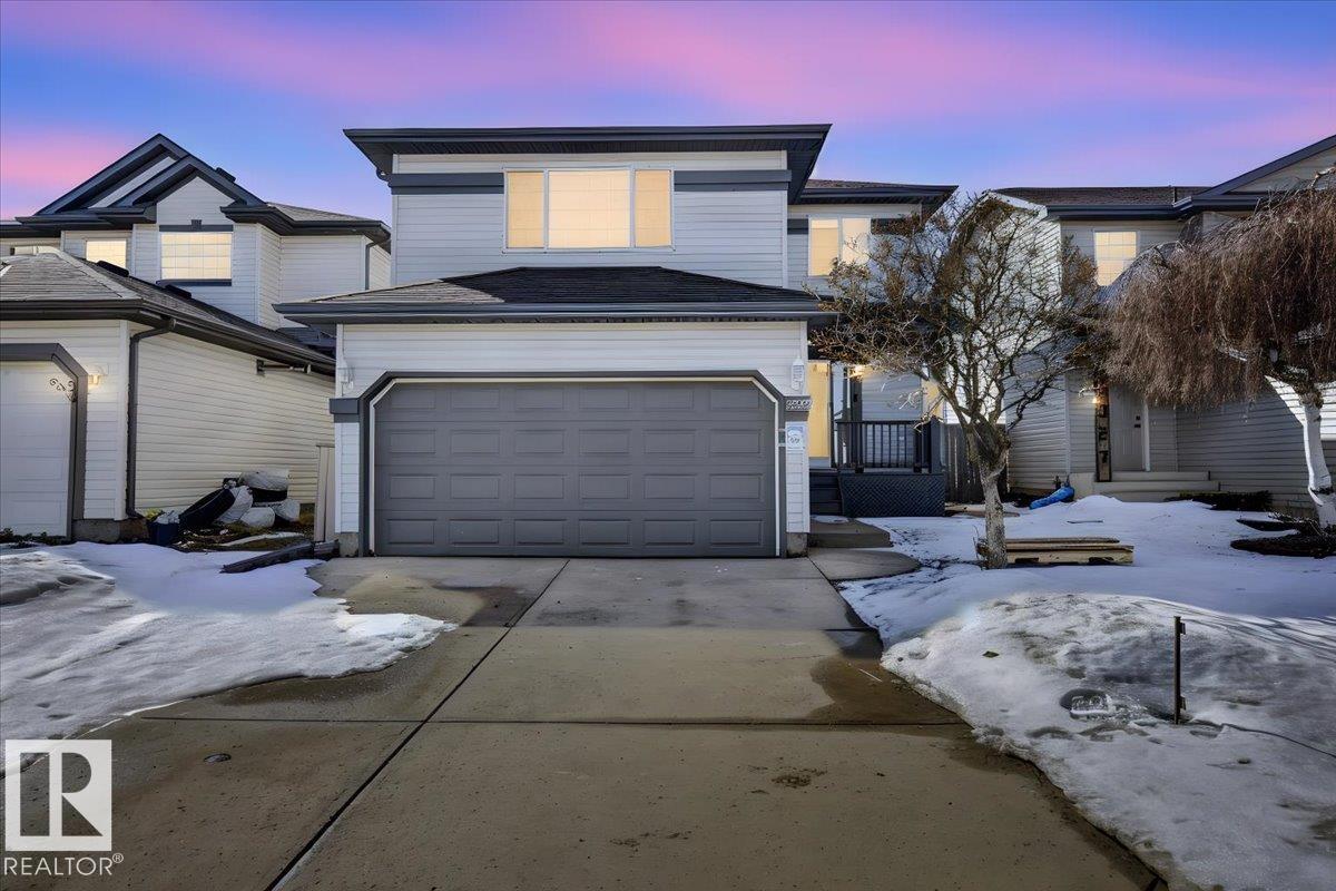 3323 26 AV NW, edmonton, Alberta