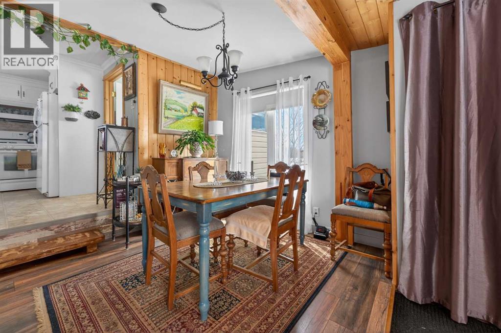 30339 Range Road 51, Rural Mountain View County, Alberta  T0M 0R0 - Photo 17 - A2292965