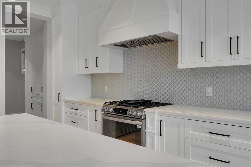 106 Rock Lake Heights Nw, Calgary, Alberta  T3G 0G3 - Photo 9 - A2298601