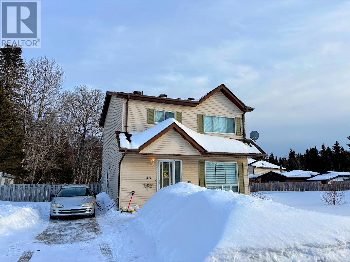 43 Poplar CRES, Marathon, Ontario