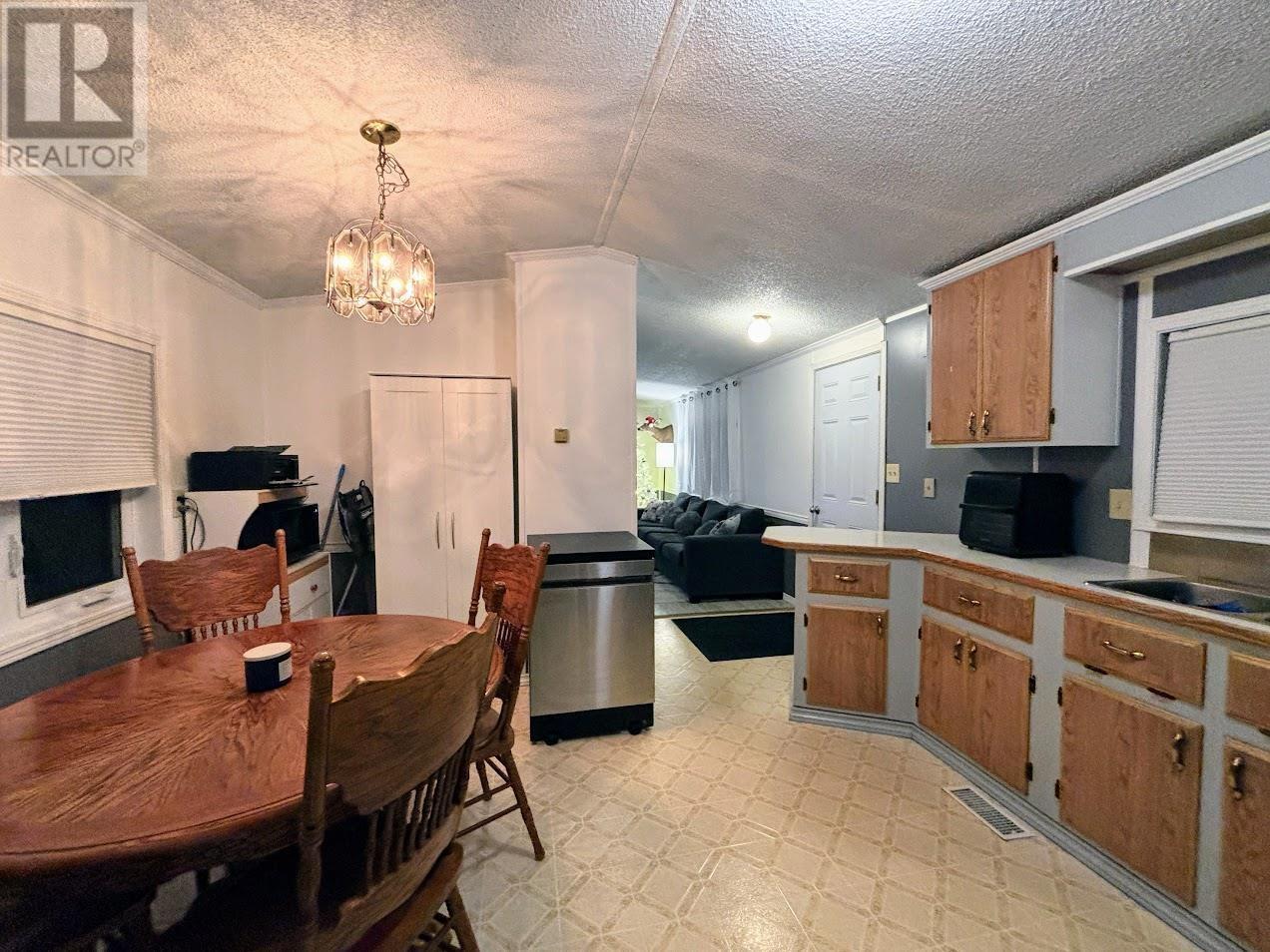 31 Coveney St, Marathon, Ontario  P0T 2E0 - Photo 9 - TB2600653