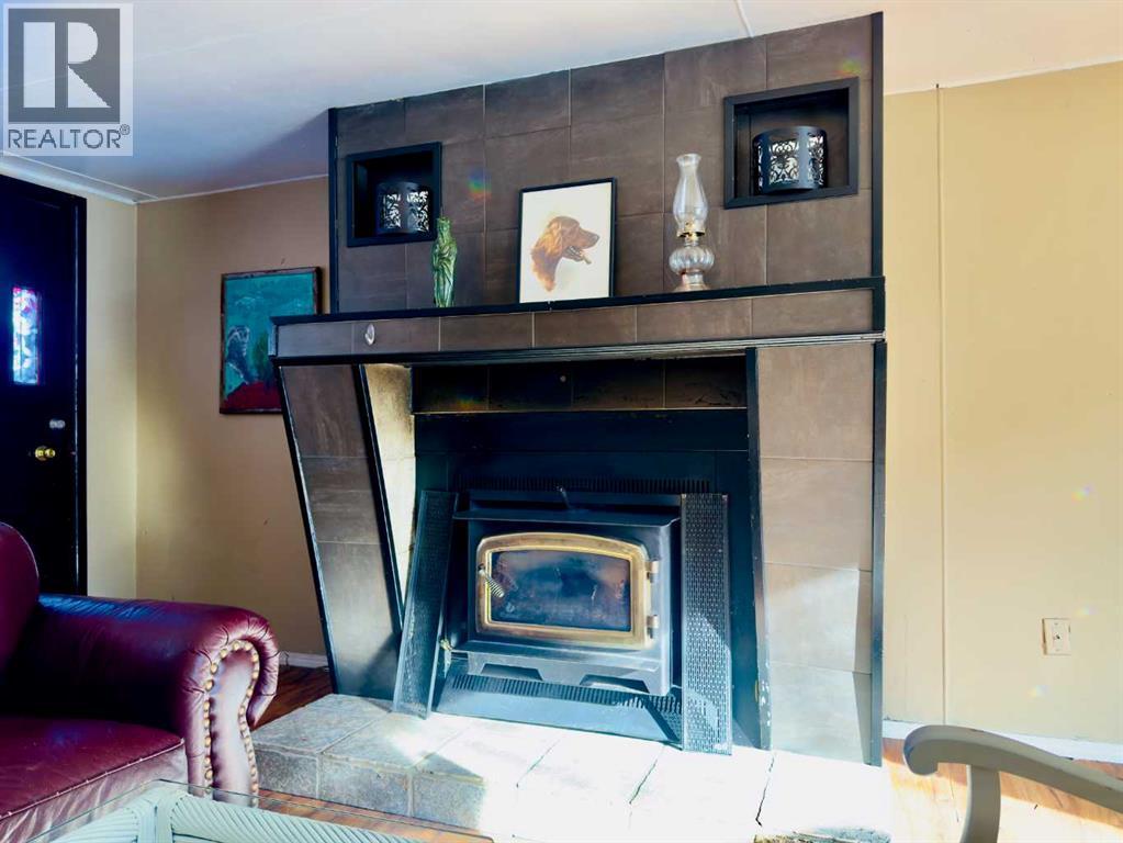 15030 21 Aveunue, Frank, Alberta  T0K 0E0 - Photo 20 - A2297280