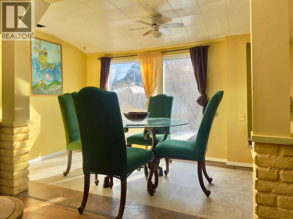 15030 21 Aveunue, Frank, Alberta  T0K 0E0 - Photo 9 - A2297280