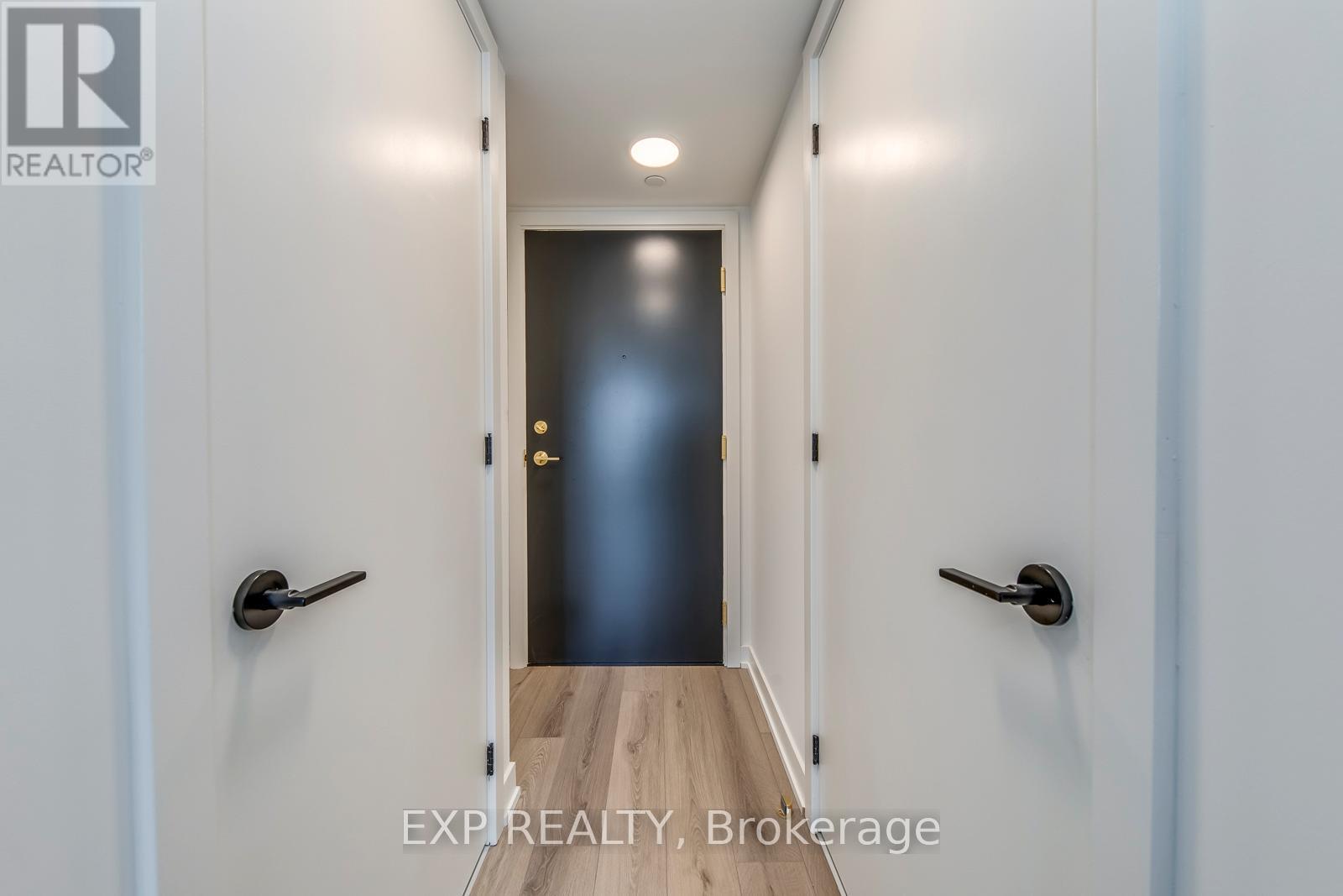 415 - 5 Lakeview Avenue, Toronto, Ontario  M6J 0H3 - Photo 5 - C12988700