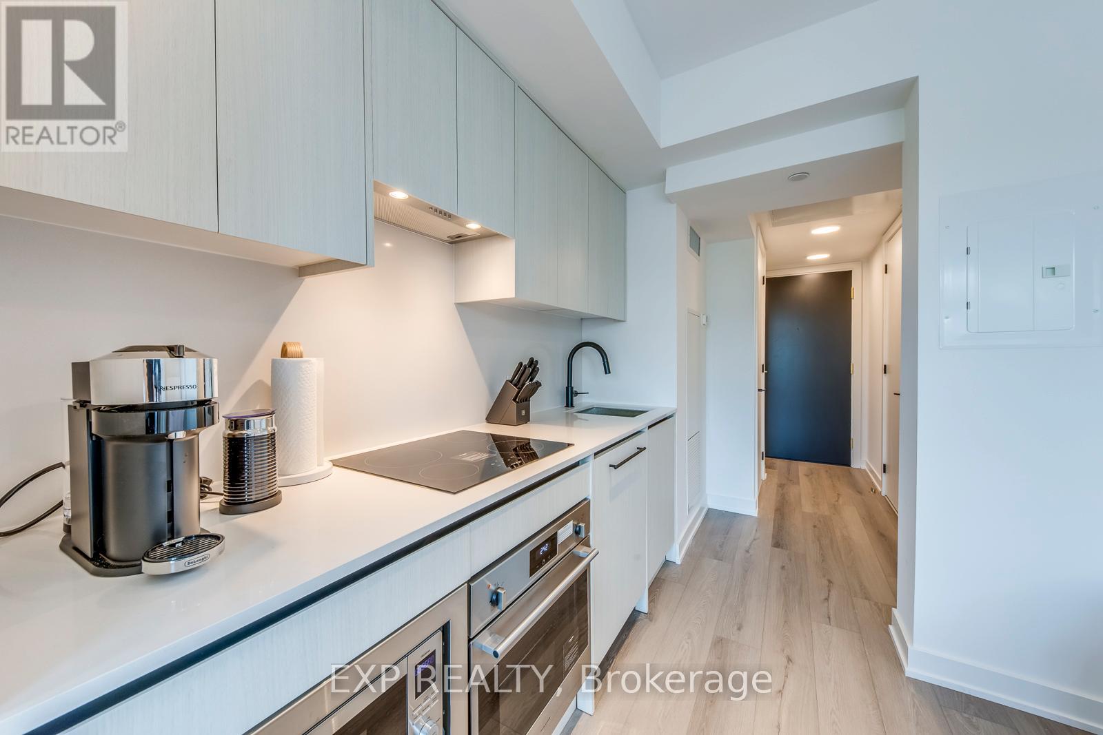 415 - 5 Lakeview Avenue, Toronto, Ontario  M6J 0H3 - Photo 8 - C12988700