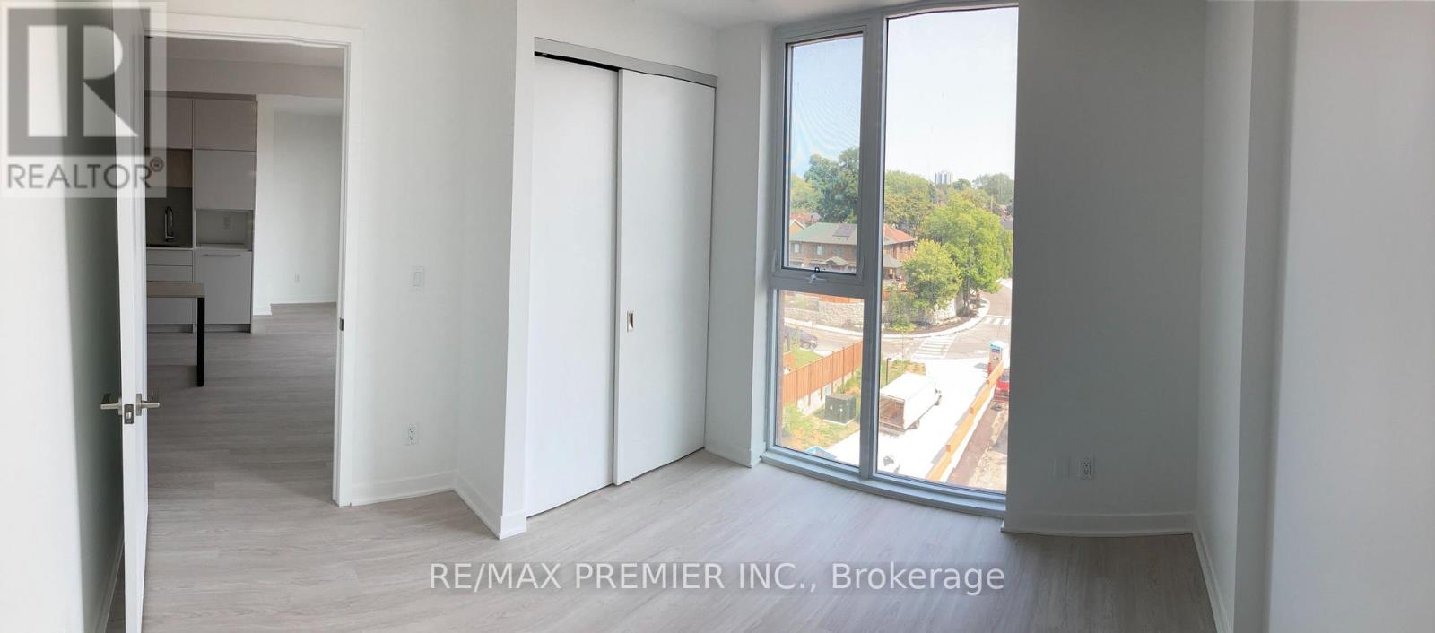 604 - 185 Alberta Avenue, Toronto, Ontario  M6C 0A5 - Photo 7 - C12988704