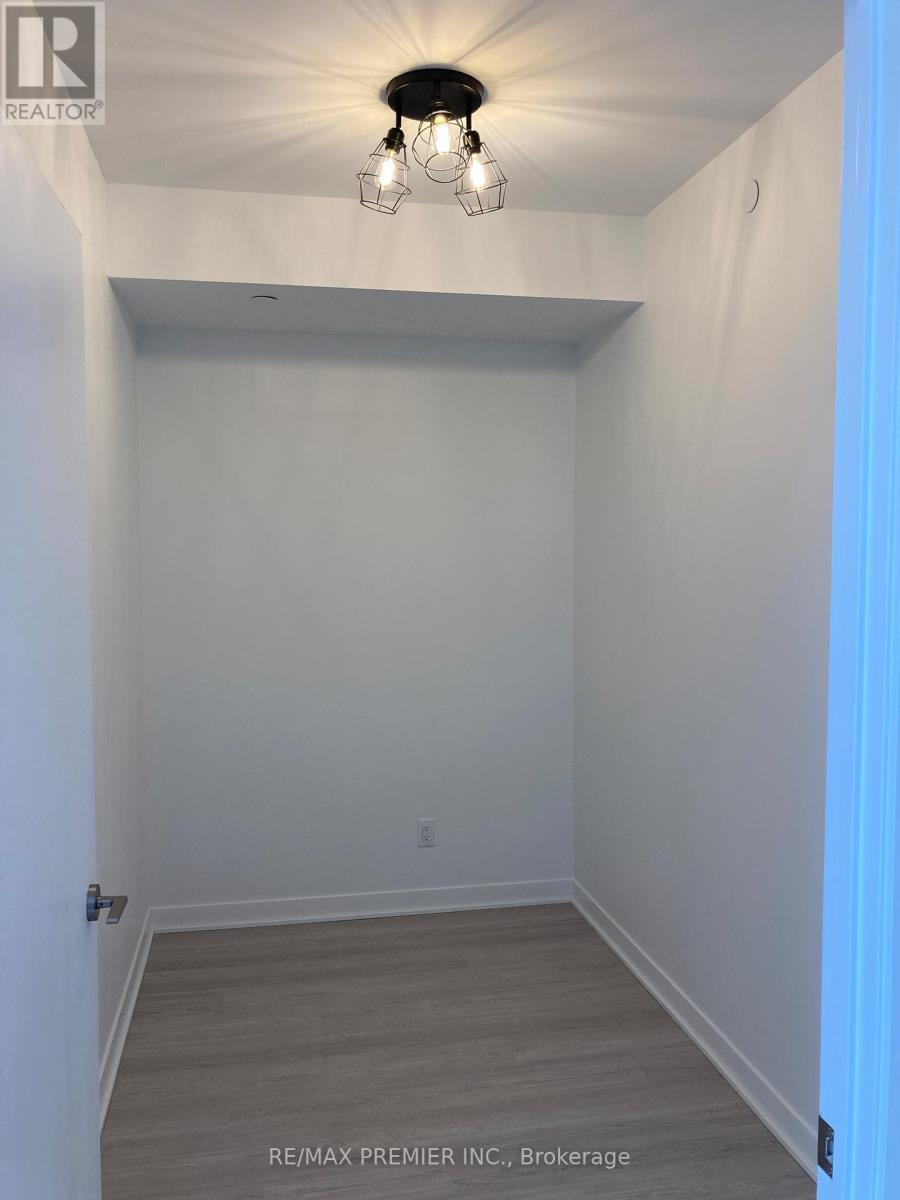 604 - 185 Alberta Avenue, Toronto, Ontario  M6C 0A5 - Photo 8 - C12988704