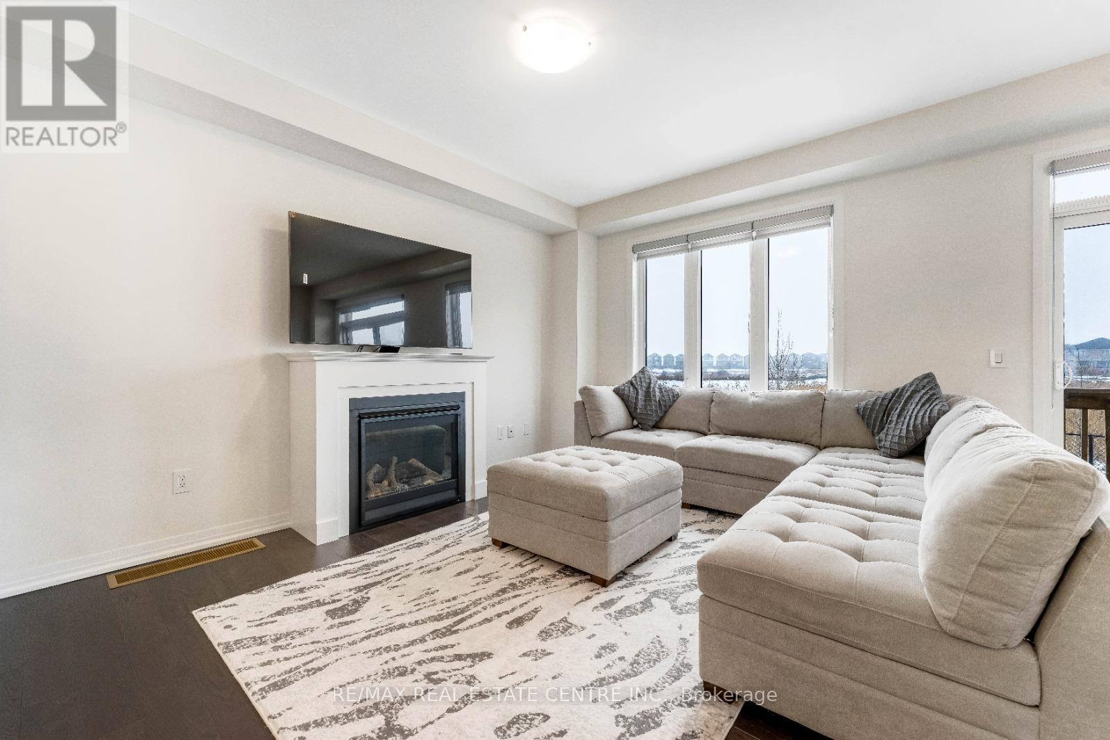 312 Bismark Drive, Cambridge, Ontario  N1S 0C6 - Photo 11 - X12988282