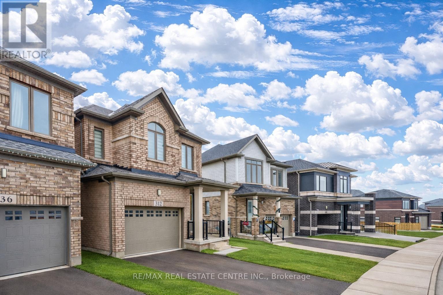 312 Bismark Drive, Cambridge, Ontario  N1S 0C6 - Photo 2 - X12988282