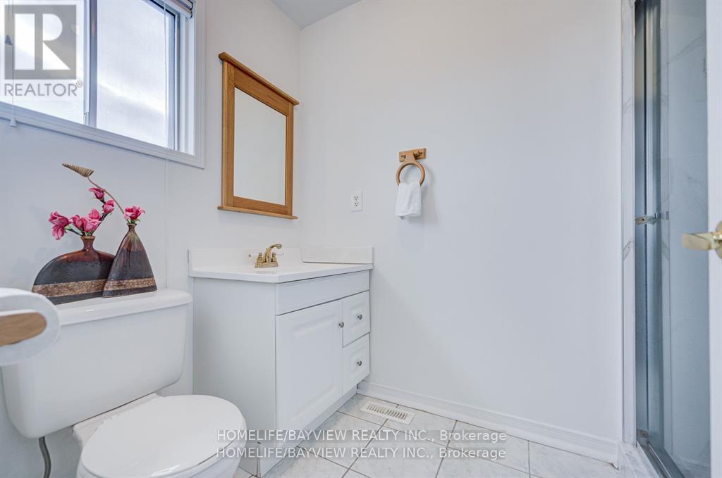 15 Bowler Street, Aurora, Ontario  L4G 7J2 - Photo 23 - N12988698