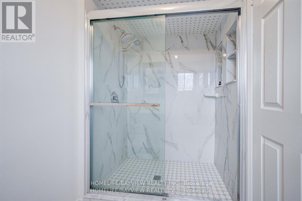 15 Bowler Street, Aurora, Ontario  L4G 7J2 - Photo 24 - N12988698