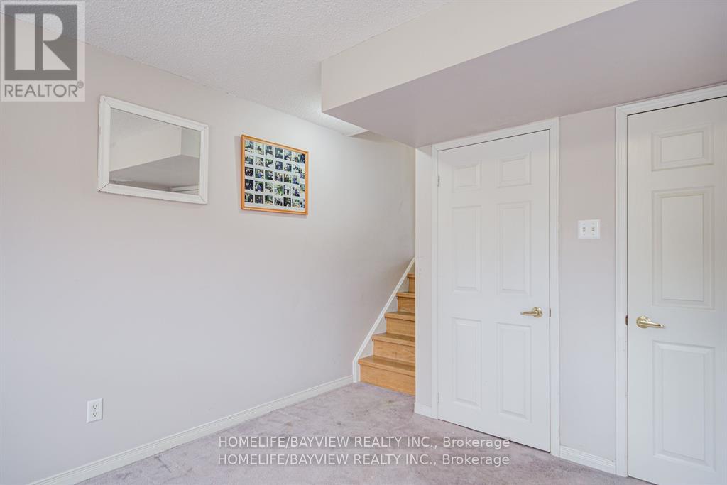 15 Bowler Street, Aurora, Ontario  L4G 7J2 - Photo 30 - N12988698