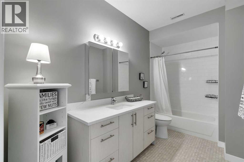 54 Hidden Vale Court Nw, Calgary, Alberta  T3A 5B5 - Photo 39 - A2299833