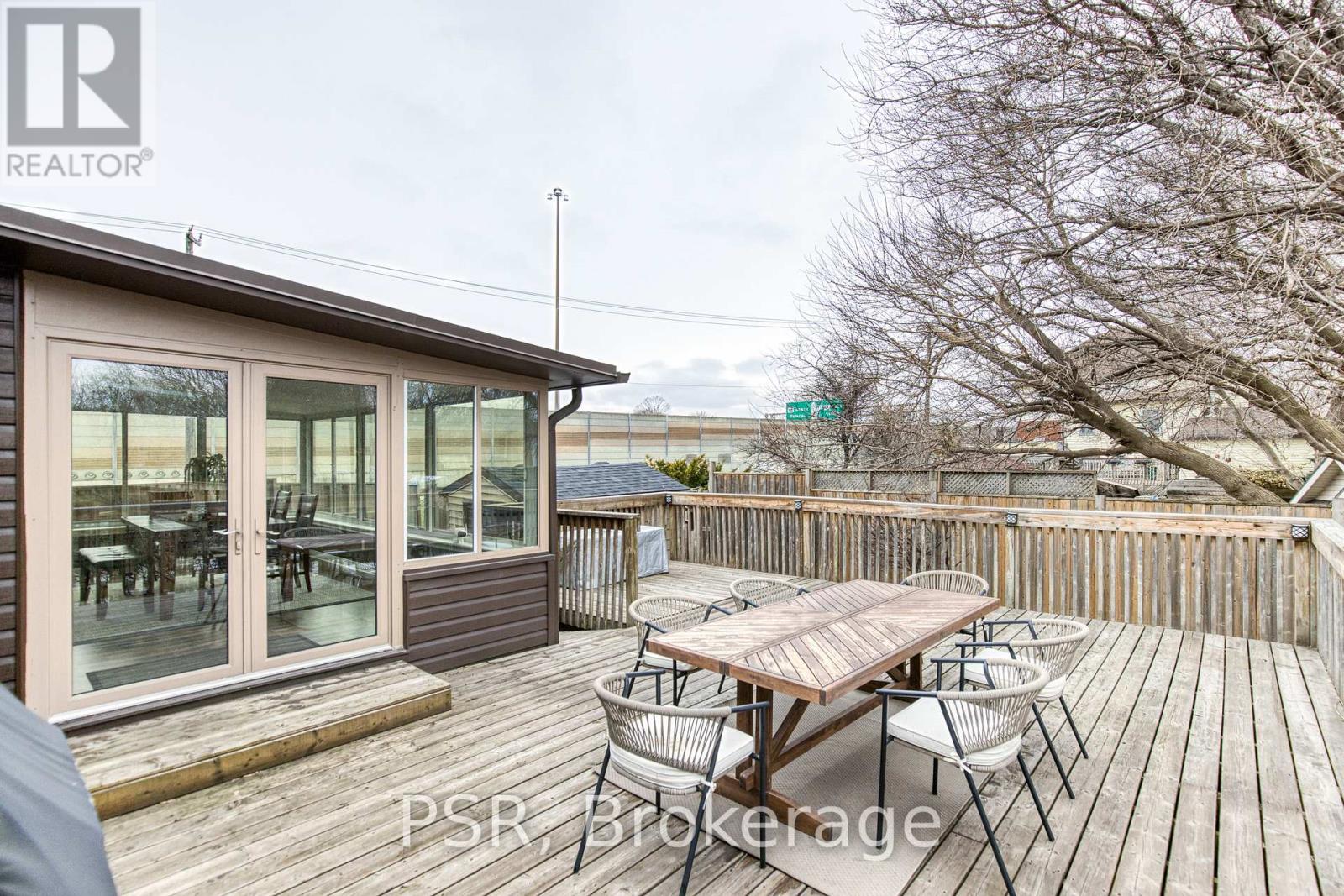 24 Burbank Road, Kitchener, Ontario  N2B 1E1 - Photo 47 - X12966406