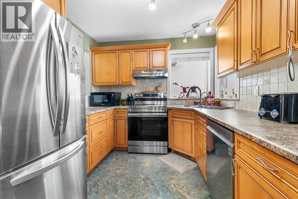 1231 21 Street, Bowden, Alberta  T0M 0K0 - Photo 9 - A2278176