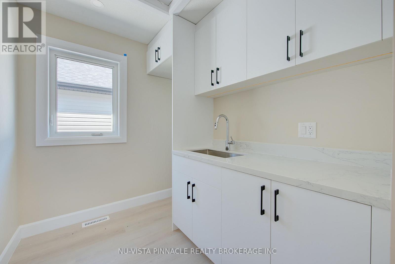 4268 Liberty Cross, London South, Ontario  N6P 1J9 - Photo 34 - X12988710