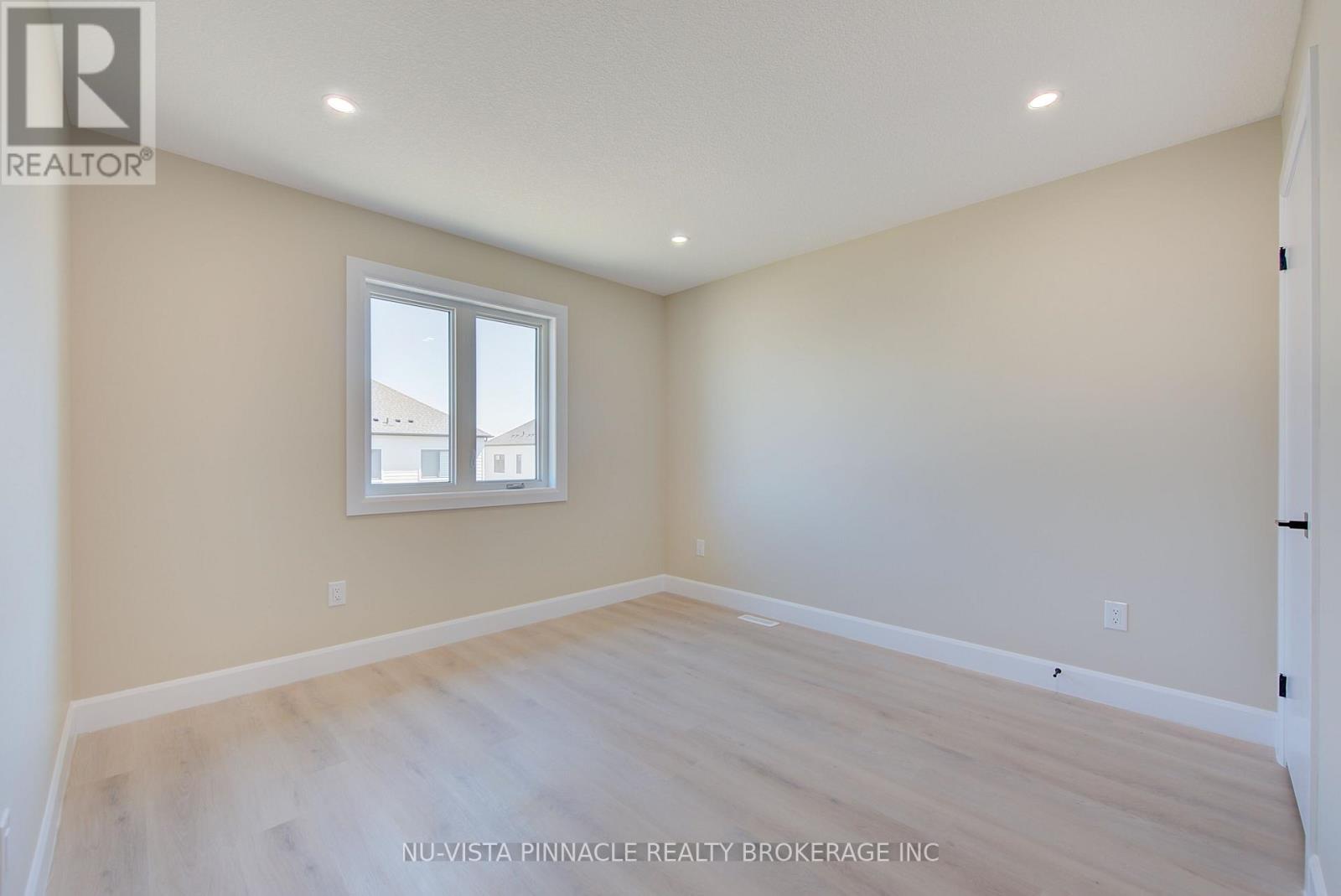 4268 Liberty Cross, London South, Ontario  N6P 1J9 - Photo 38 - X12988710