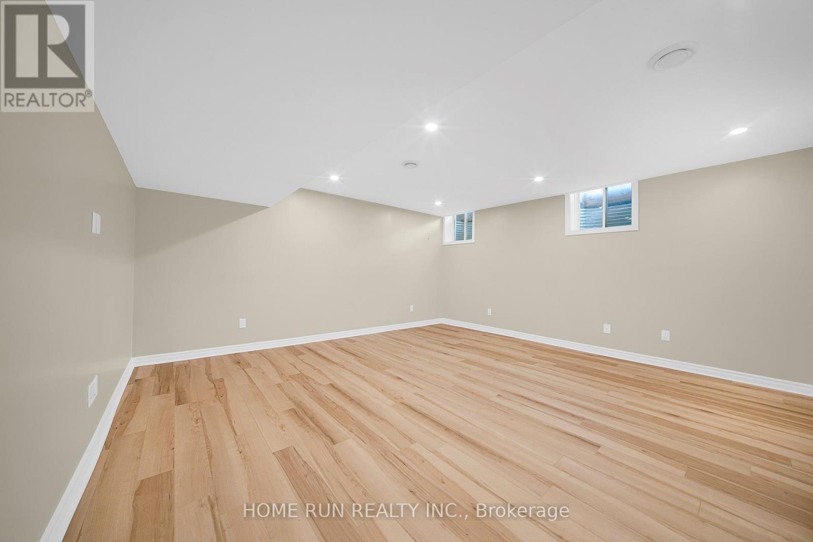 284 Par-La-Ville Circle, Ottawa, Ontario  K2S 0M4 - Photo 27 - X12988722