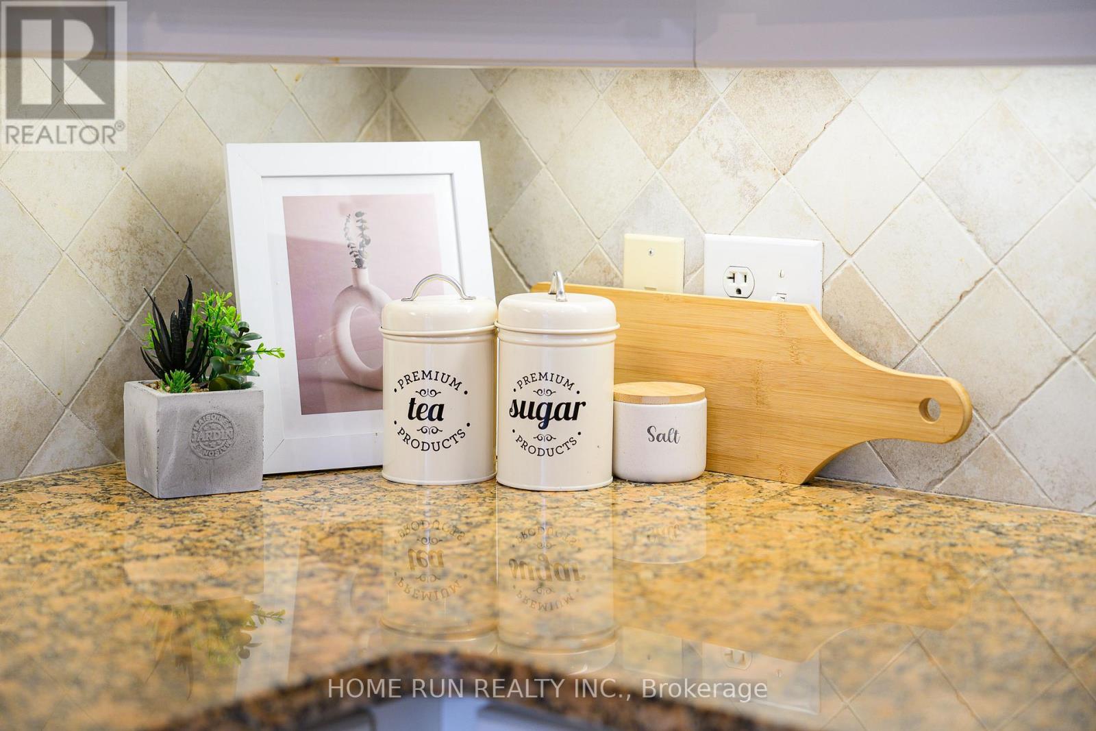 284 Par-La-Ville Circle, Ottawa, Ontario  K2S 0M4 - Photo 35 - X12988722