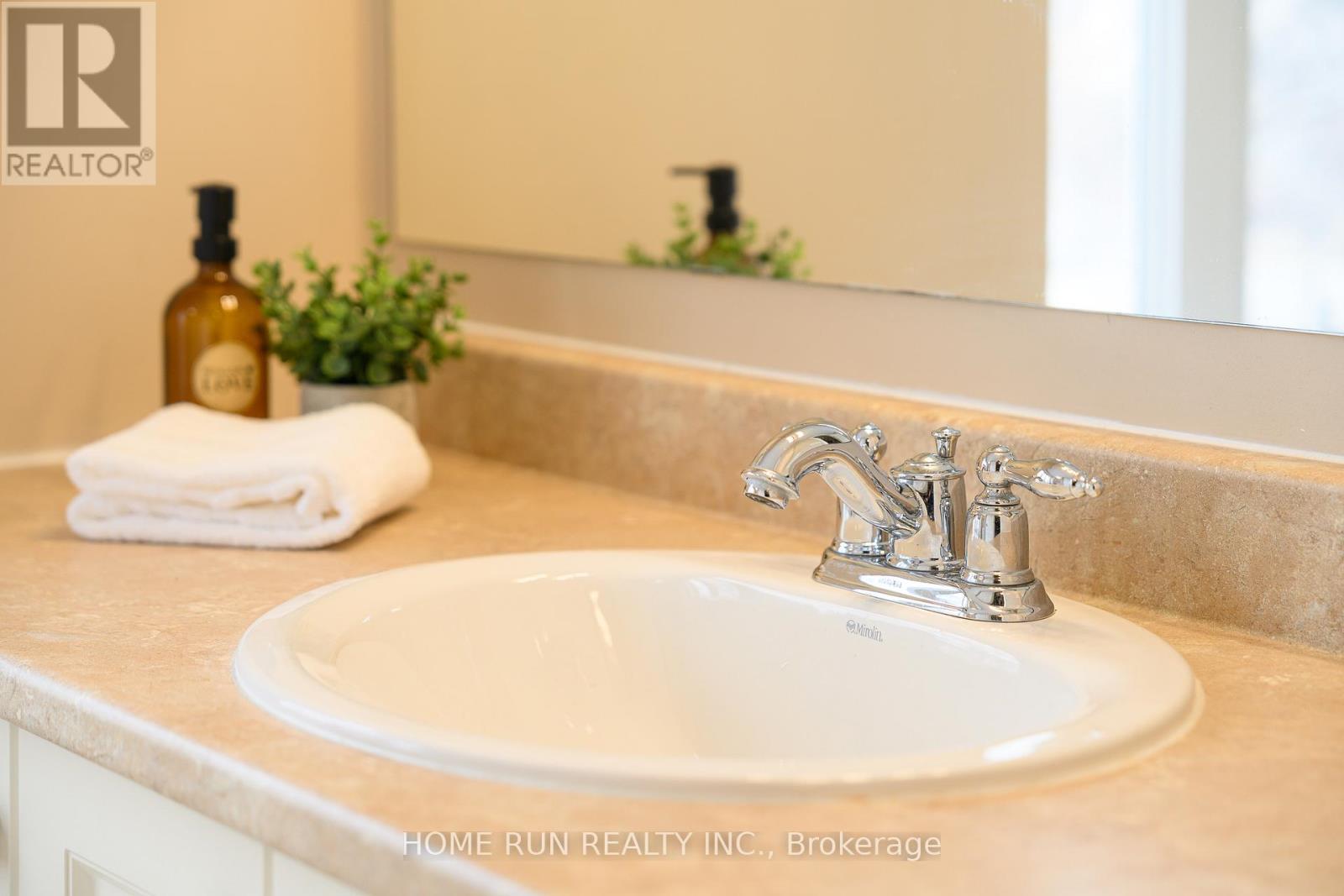 284 Par-La-Ville Circle, Ottawa, Ontario  K2S 0M4 - Photo 36 - X12988722