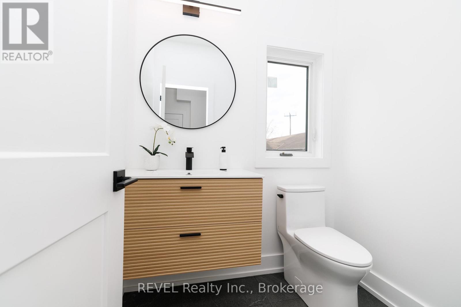 1129 Dipietro Street, Fort Erie, Ontario  L2A 4J4 - Photo 17 - X12988724