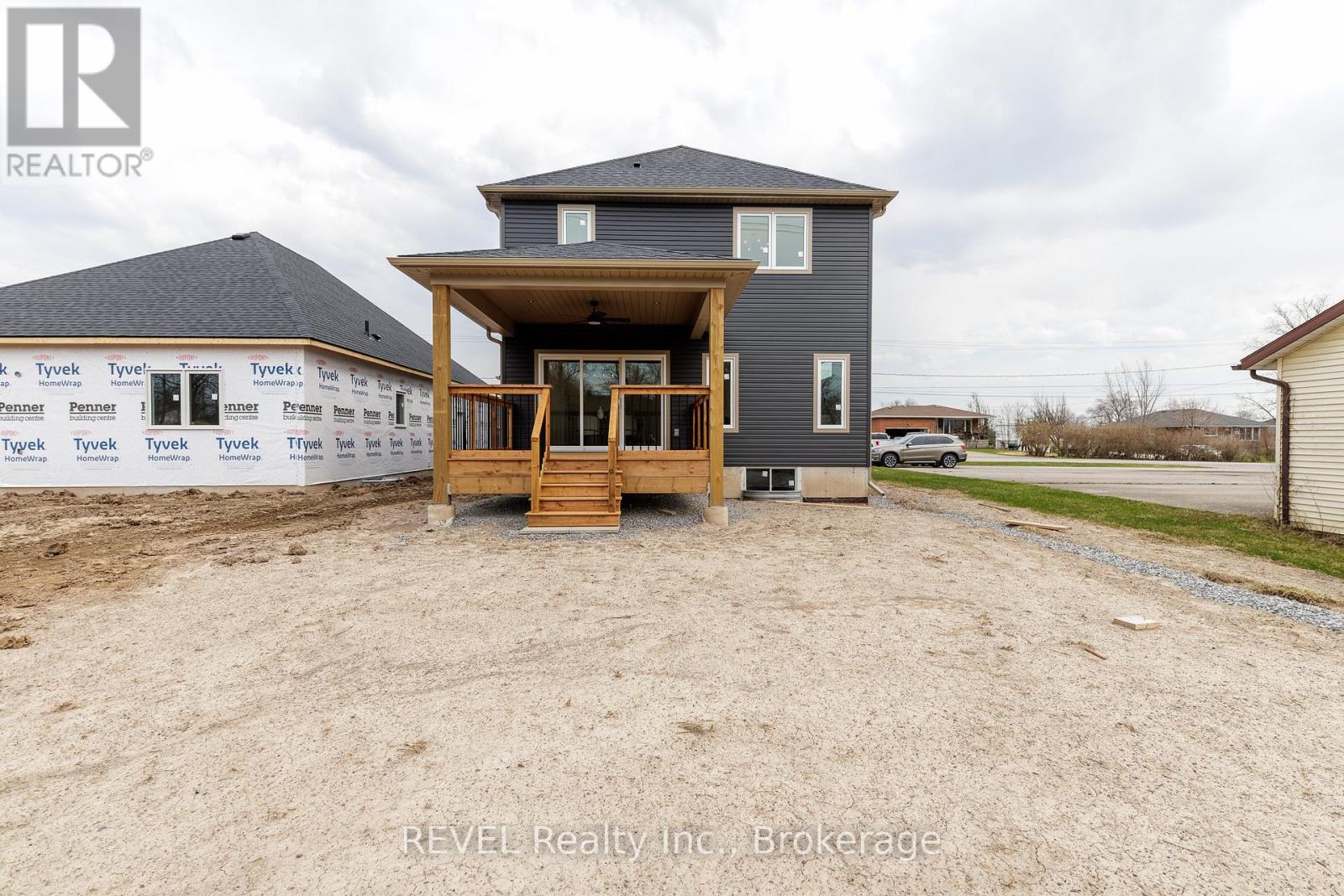 1129 Dipietro Street, Fort Erie, Ontario  L2A 4J4 - Photo 36 - X12988724