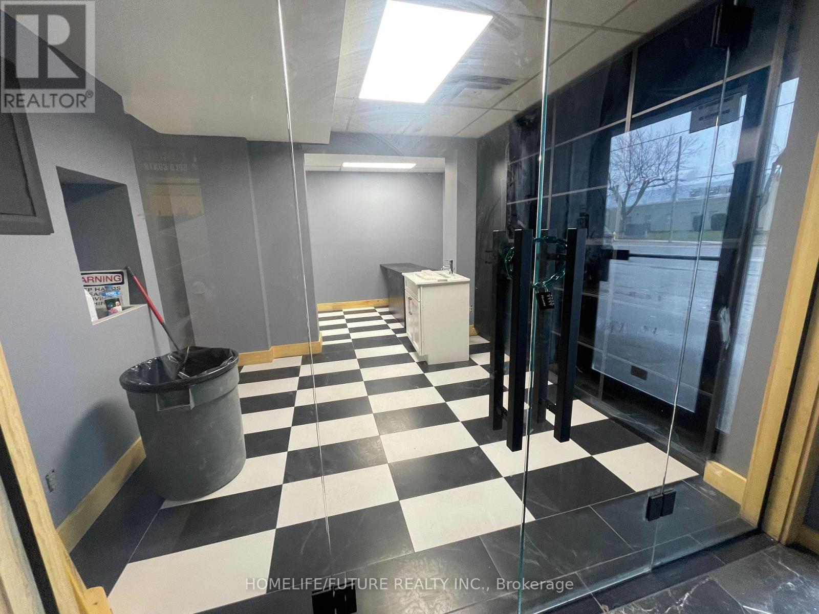 19 Bertrand Avenue, Toronto, Ontario  M1L 2P3 - Photo 4 - E12765826