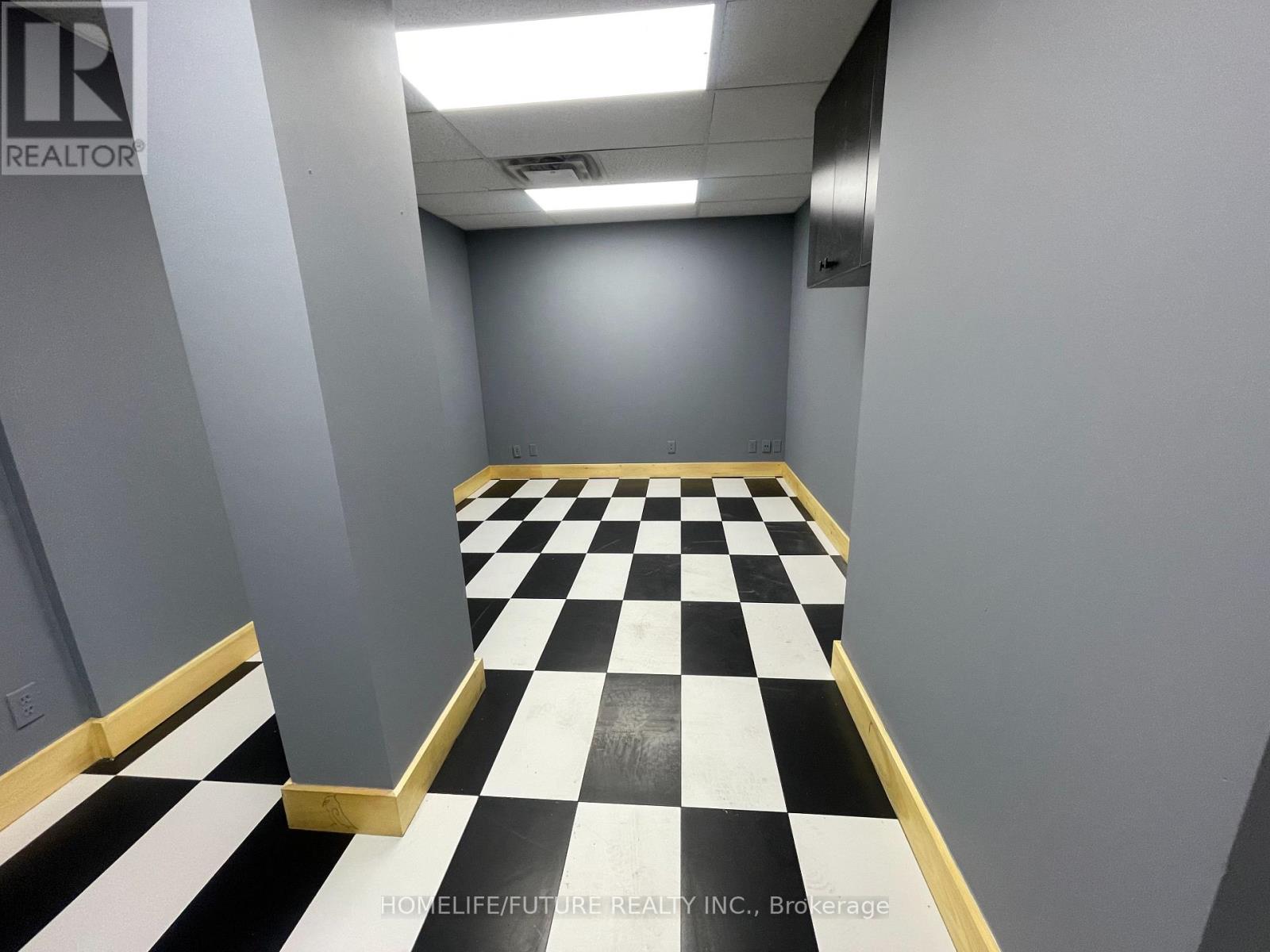 19 Bertrand Avenue, Toronto, Ontario  M1L 2P3 - Photo 5 - E12765826