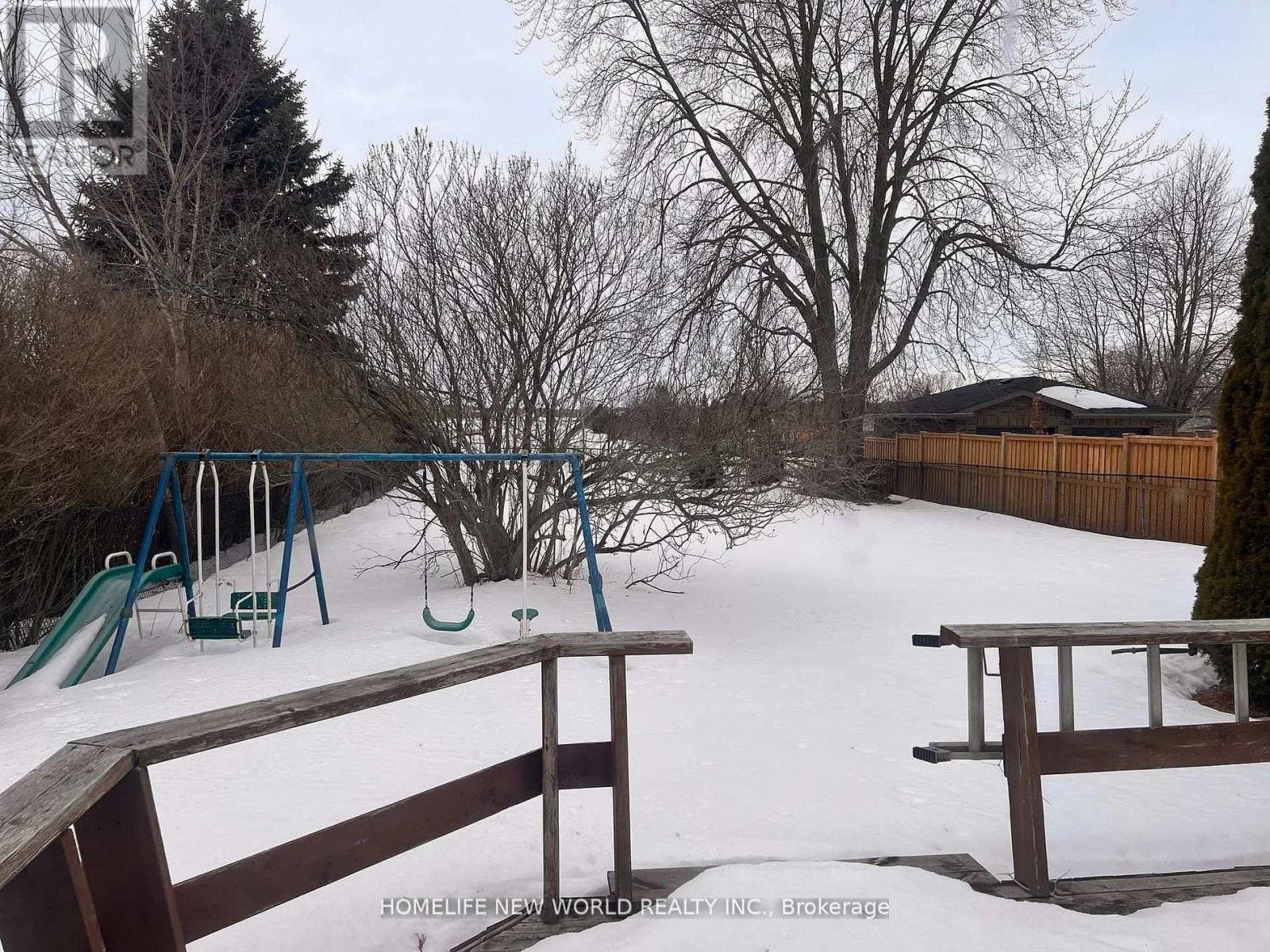 Main - 98 Thornton Avenue, Bradford West Gwillimbury (Bradford), Ontario  L3Z 1N4 - Photo 11 - N12988720