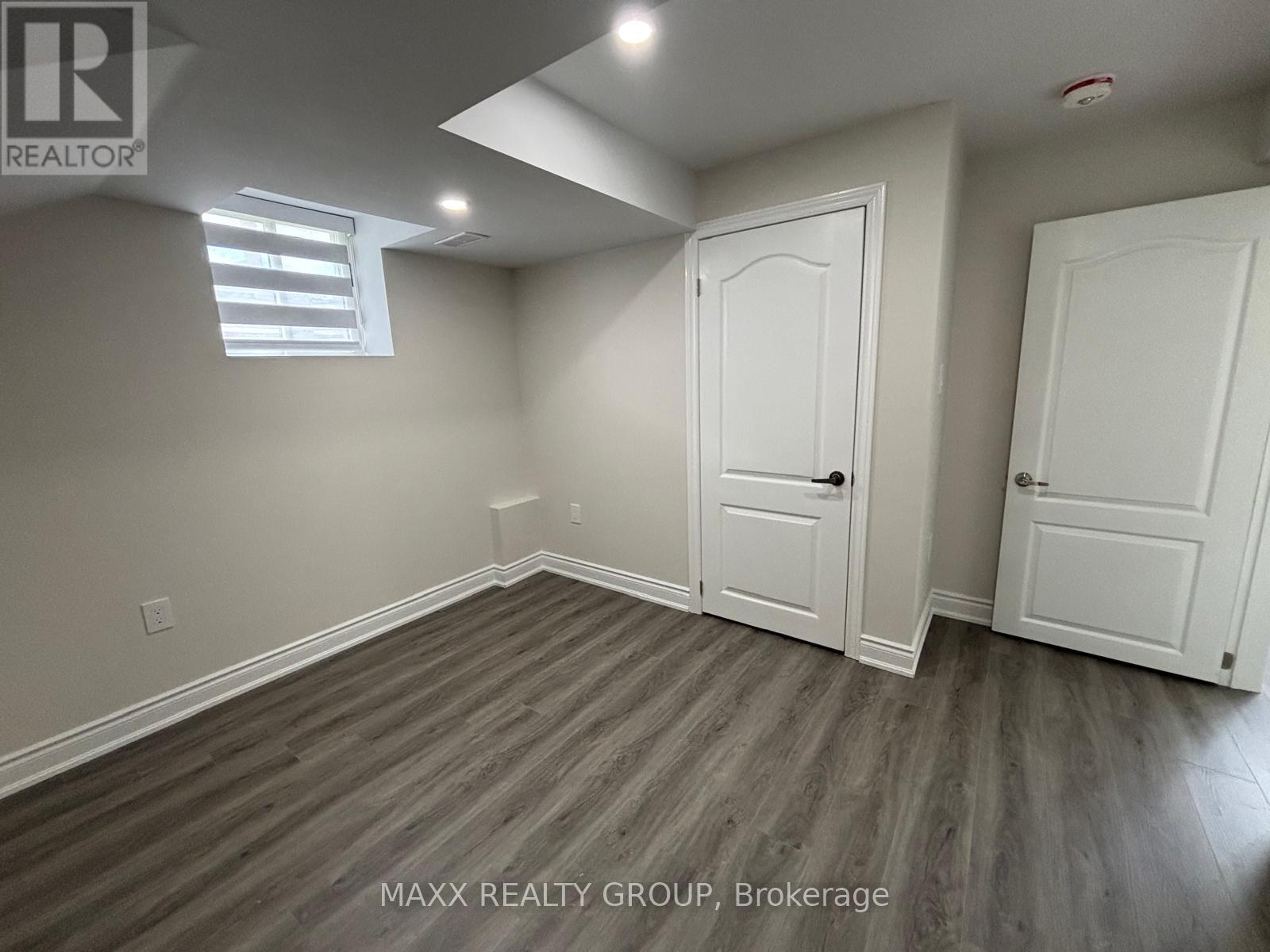 178 Cottonwood Crescent, Welland, Ontario  L3B 0J4 - Photo 6 - X12988714