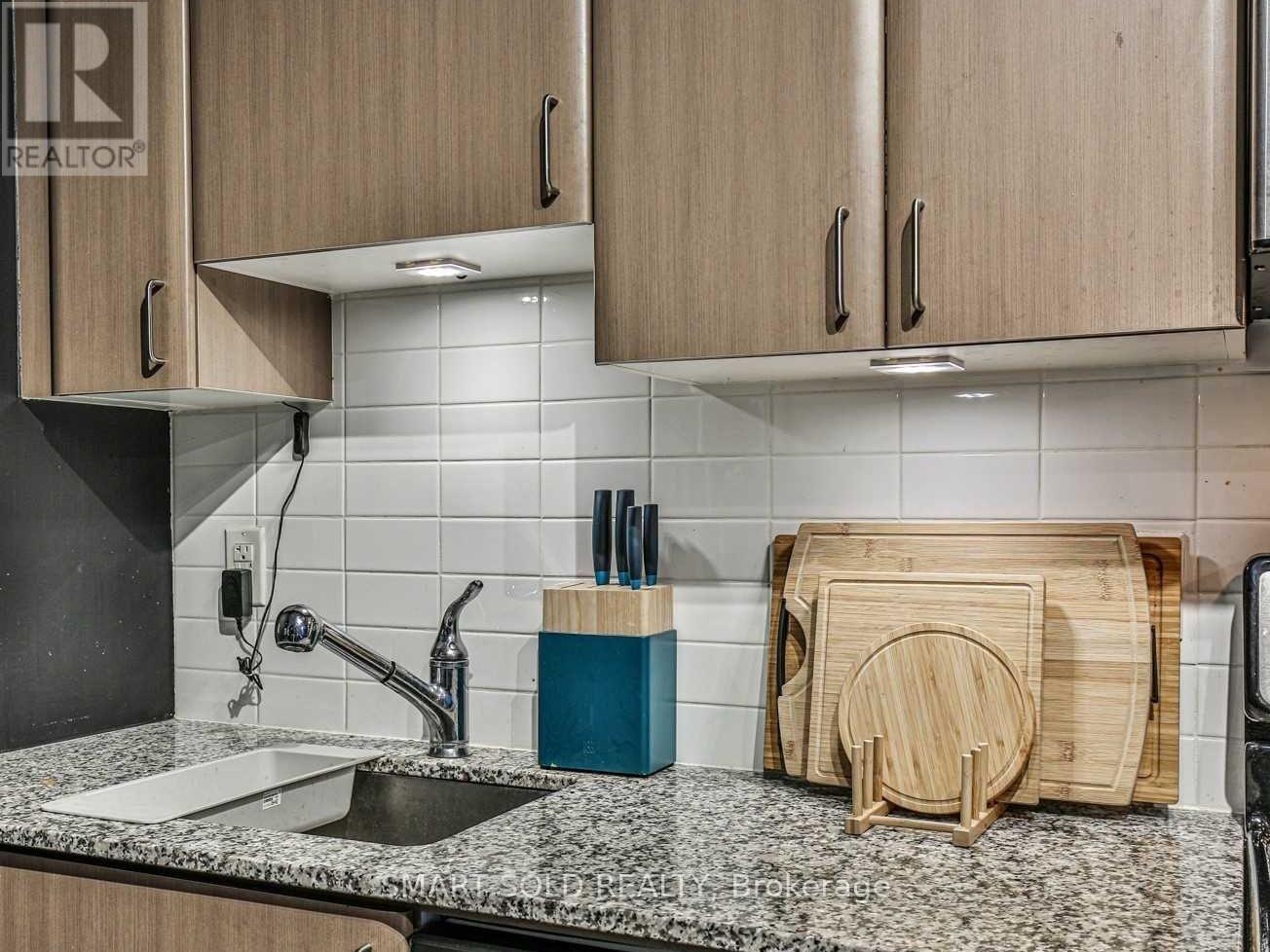 346 - 525 Wilson Avenue, Toronto, Ontario  M3H 0A7 - Photo 4 - C12884958