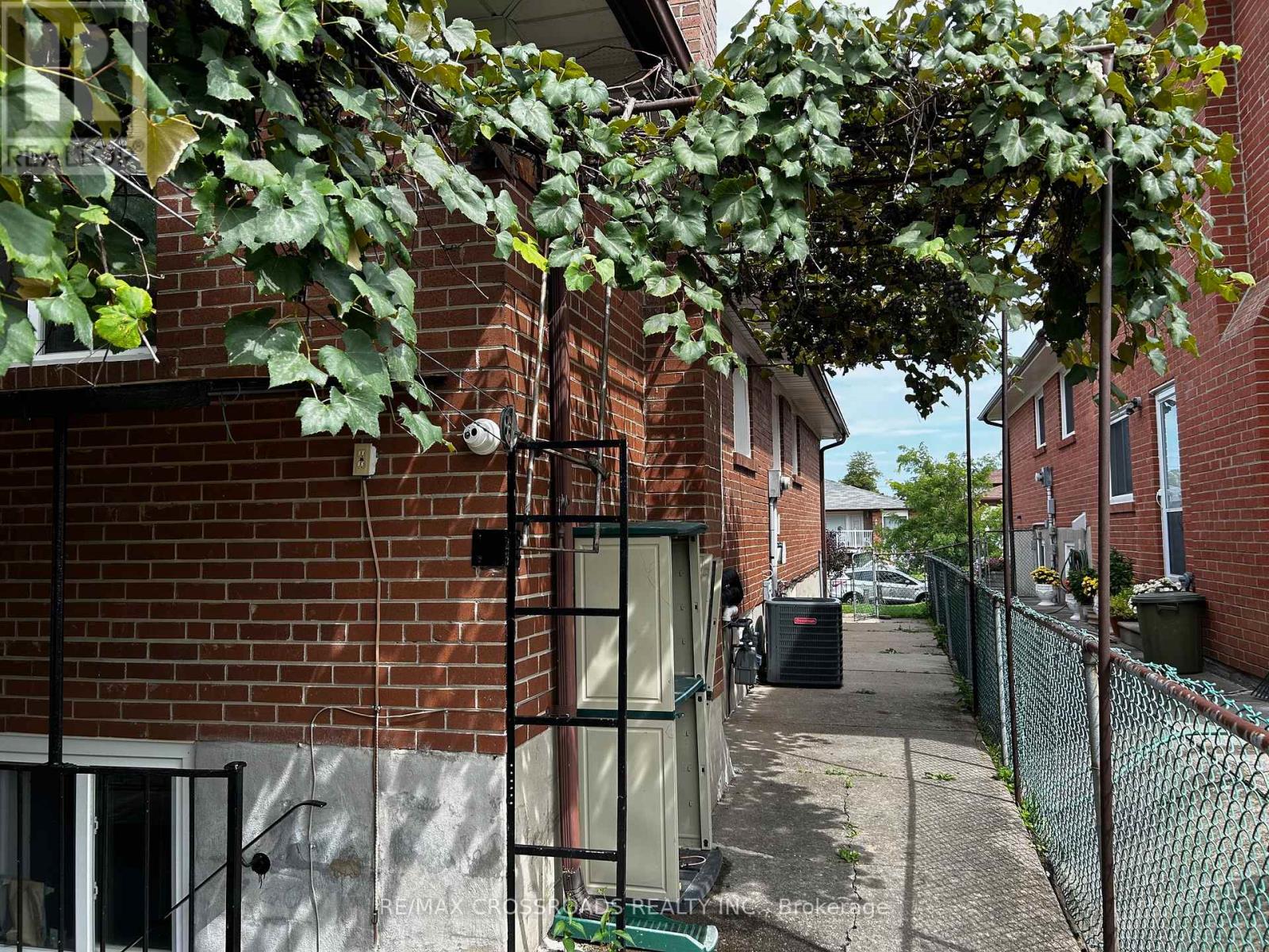 Lower Level - 62 Navaho Drive, Toronto, Ontario M2H 2X3 - Photo 23 - C12988732