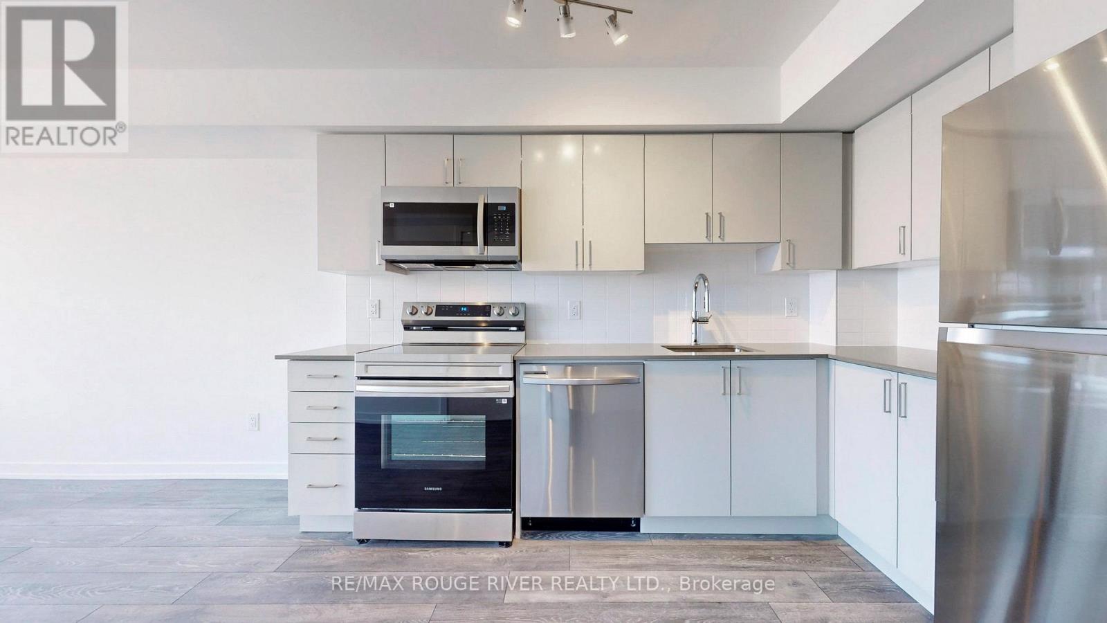 1609 - 1455 Celebration Drive, Pickering, Ontario  L1W 0C3 - Photo 9 - E12988730