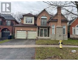 95 BOULDERBROOK DRIVE, Toronto, Ontario