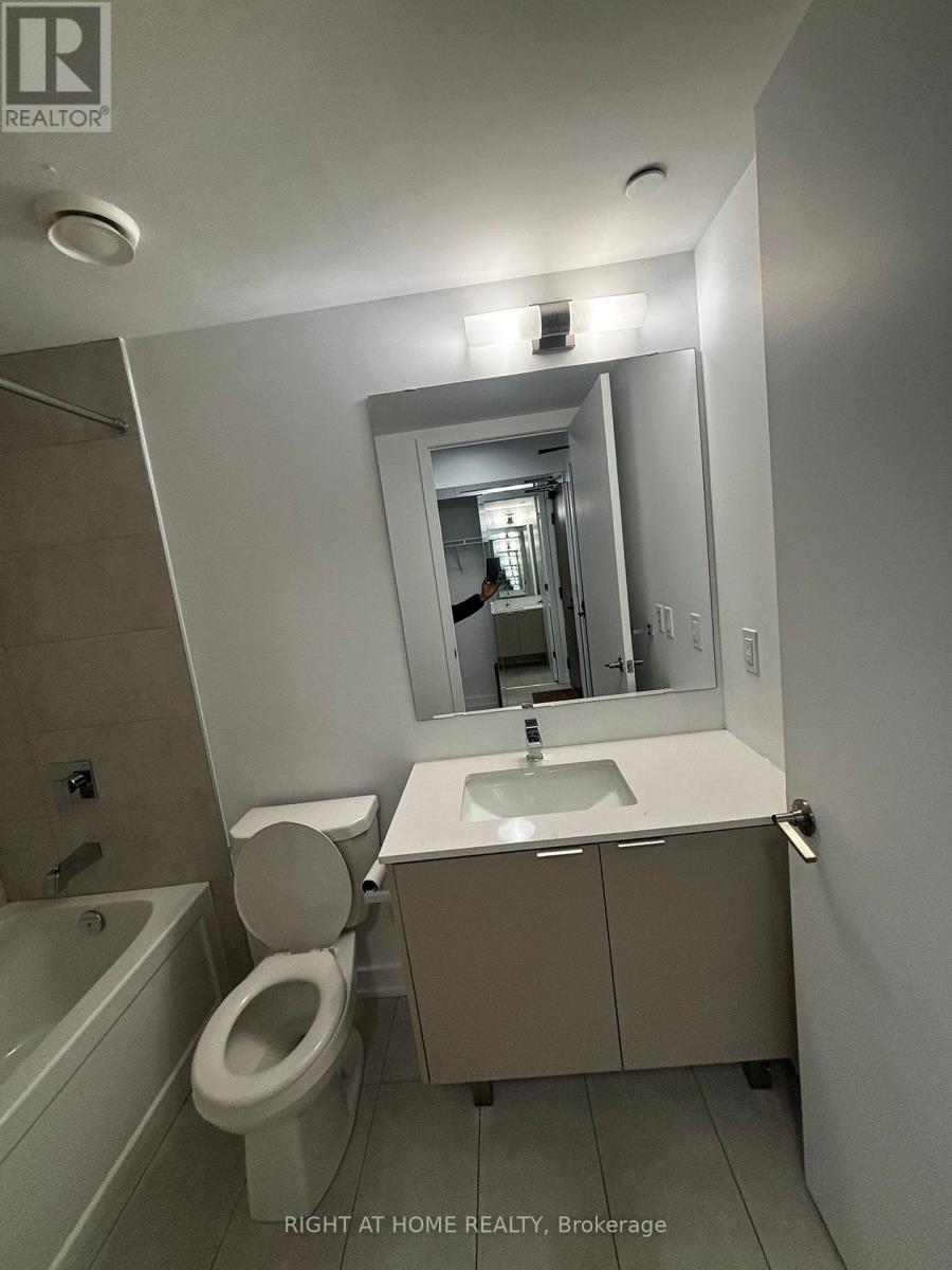 1311 - 8 Tippett Road, Toronto, Ontario  M3H 0E7 - Photo 16 - C12988388