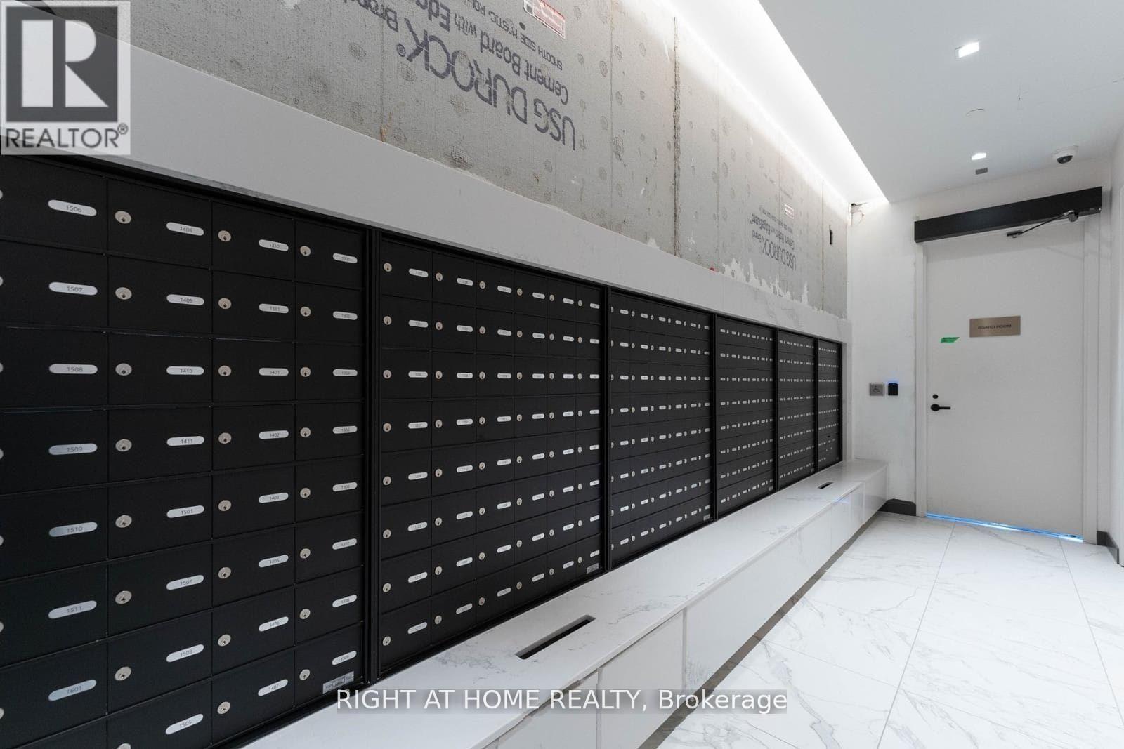 1311 - 8 Tippett Road, Toronto, Ontario  M3H 0E7 - Photo 24 - C12988388