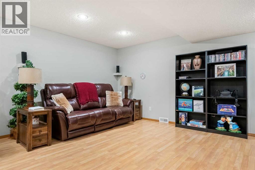 50 Chapala Crescent Se, Calgary, Alberta  T2X 3M4 - Photo 40 - A2294680