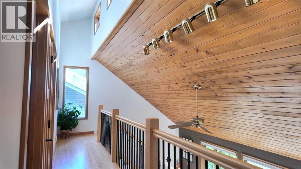 226 Lady Macdonald Drive, Canmore, Alberta  T1W 1H3 - Photo 24 - A2301104