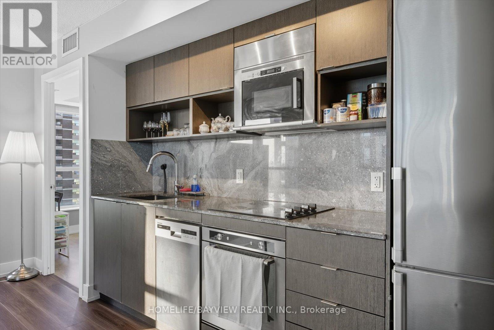 2802 - 7 Mabelle Avenue, Toronto, Ontario  M9A 0C9 - Photo 14 - W12988742