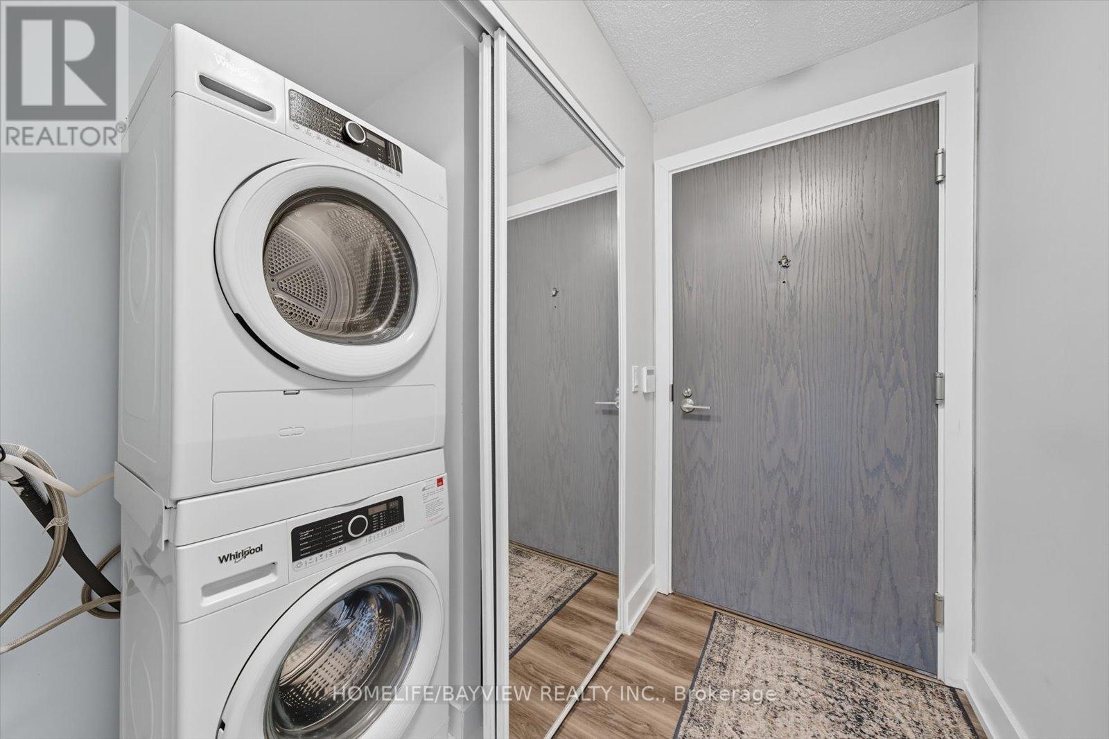 2802 - 7 Mabelle Avenue, Toronto, Ontario  M9A 0C9 - Photo 24 - W12988742