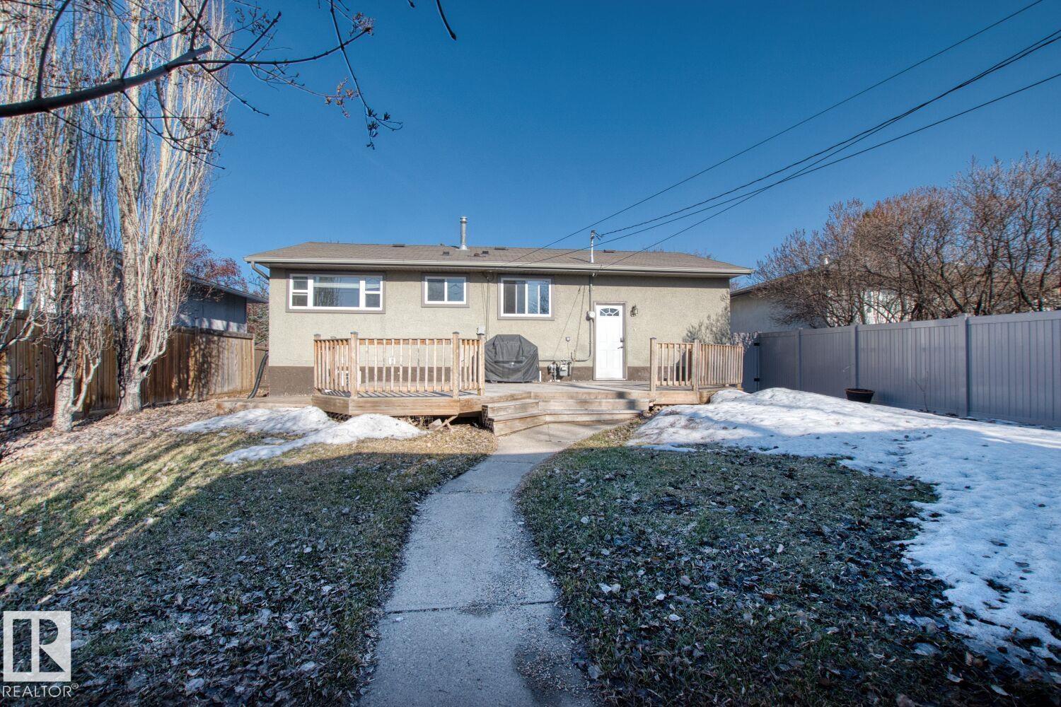 8916 148 St Nw, Edmonton, Alberta  T5R 1A1 - Photo 22 - E4481986