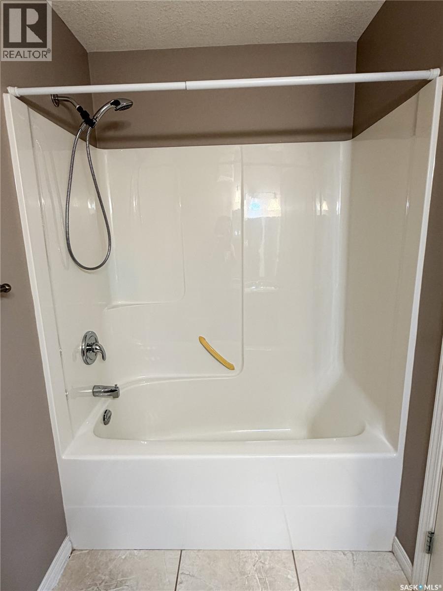 7 Fairway Court, Meadow Lake, Saskatchewan  S9X 1Z9 - Photo 19 - SK022032