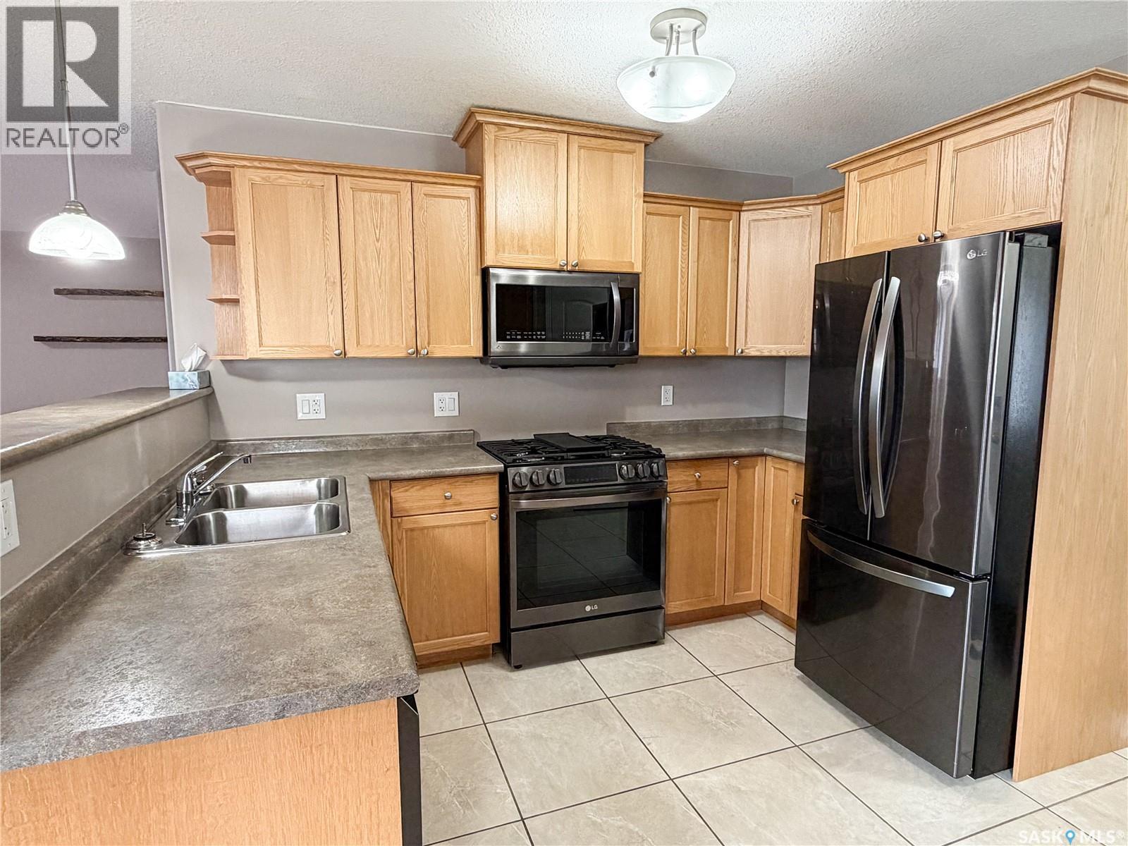 7 Fairway Court, Meadow Lake, Saskatchewan  S9X 1Z9 - Photo 4 - SK022032