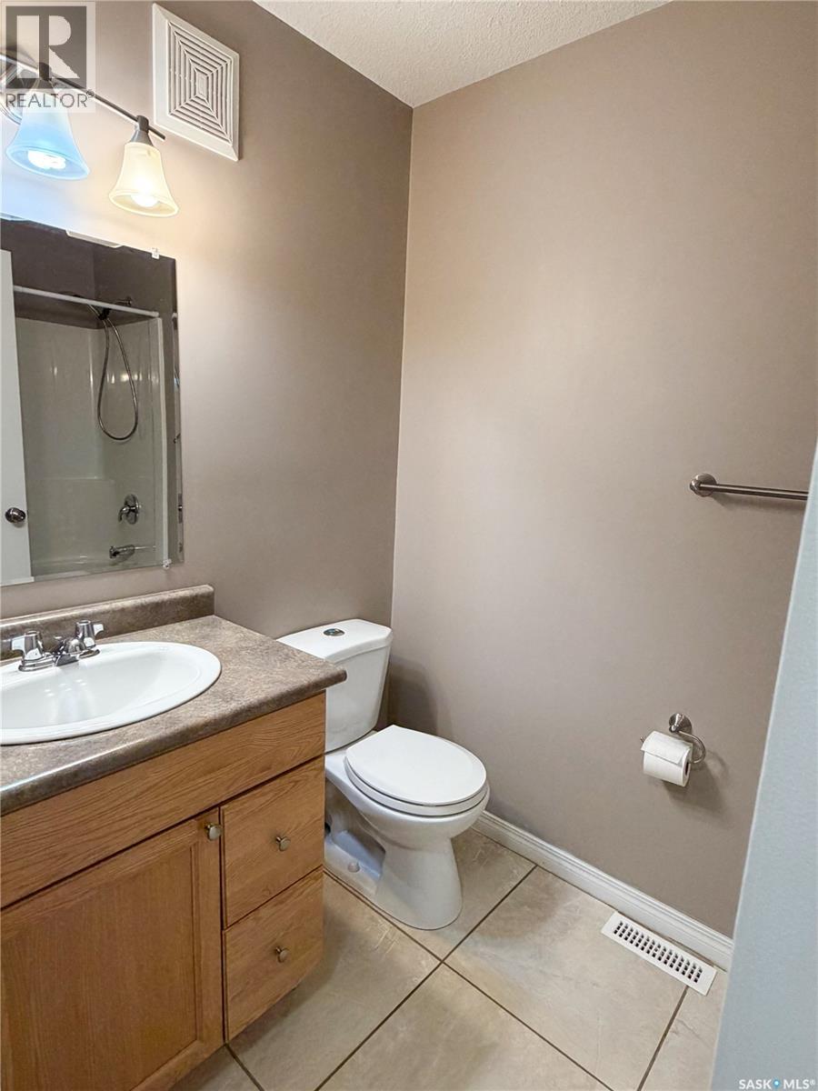 7 Fairway Court, Meadow Lake, Saskatchewan  S9X 1Z9 - Photo 18 - SK022032