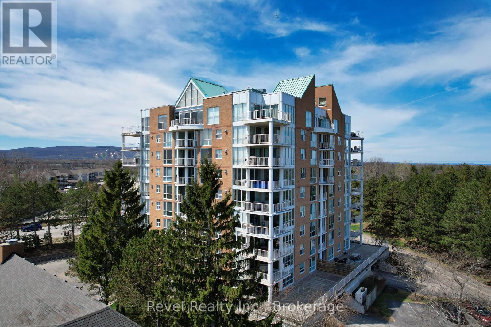 305 - 24 RAMBLINGS WAY, Collingwood, Ontario