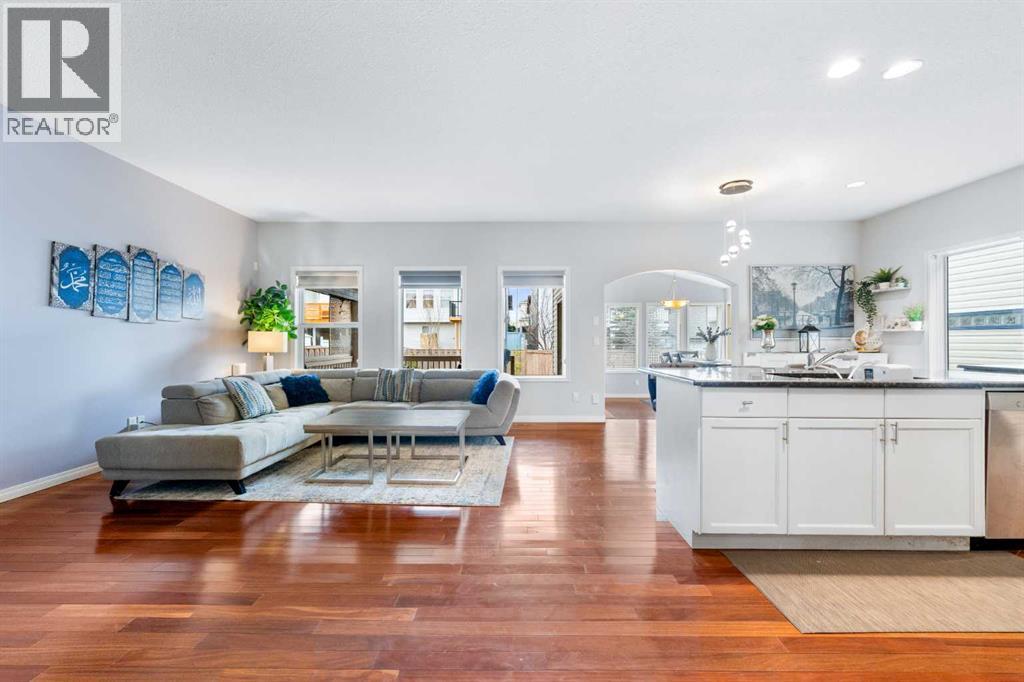 72 Panamount Heights Nw, Calgary, Alberta  T3K 5T2 - Photo 33 - A2289379