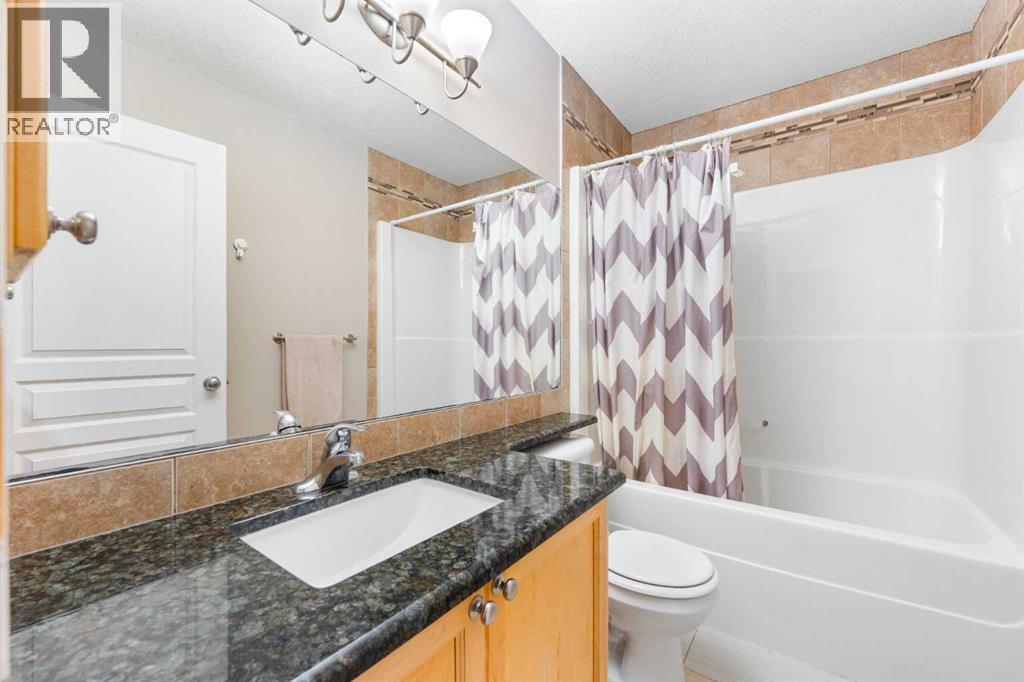 72 Panamount Heights Nw, Calgary, Alberta  T3K 5T2 - Photo 17 - A2289379