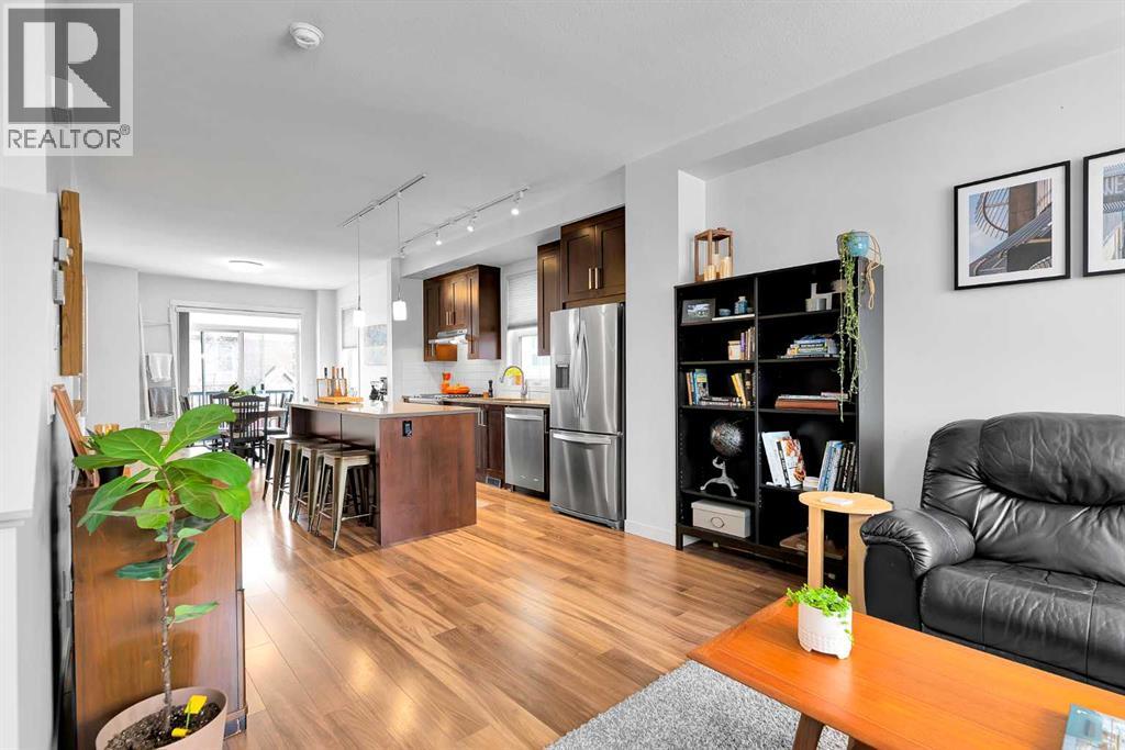 898 Sherwood Boulevard Nw, Calgary, Alberta  T3R 0V3 - Photo 11 - A2300559